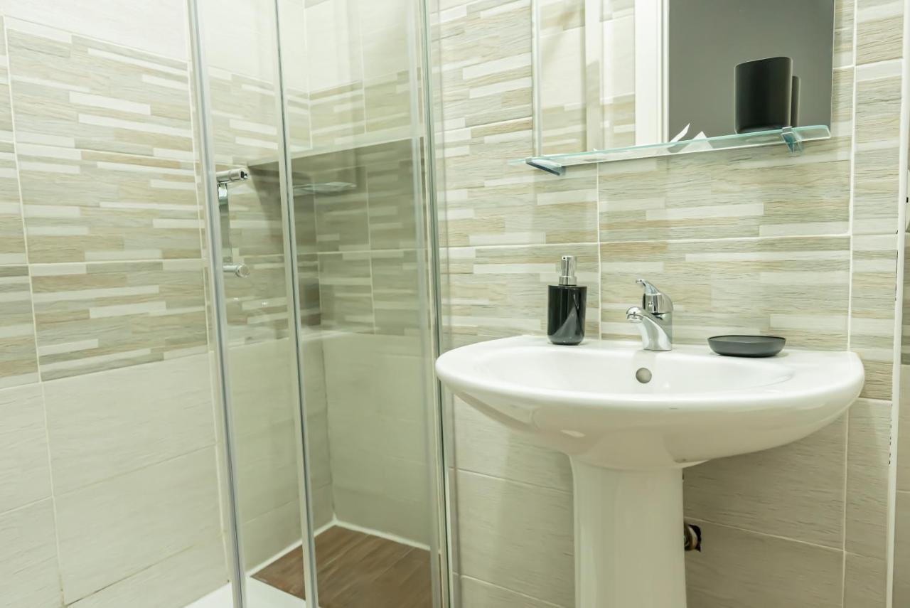 Trastevere Guestrooms โรม ภายนอก รูปภาพ