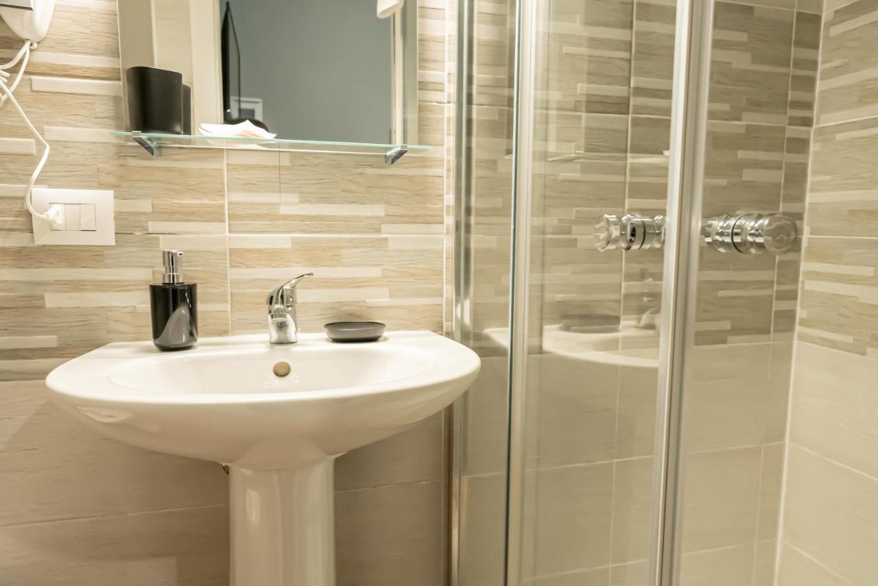 Trastevere Guestrooms โรม ภายนอก รูปภาพ