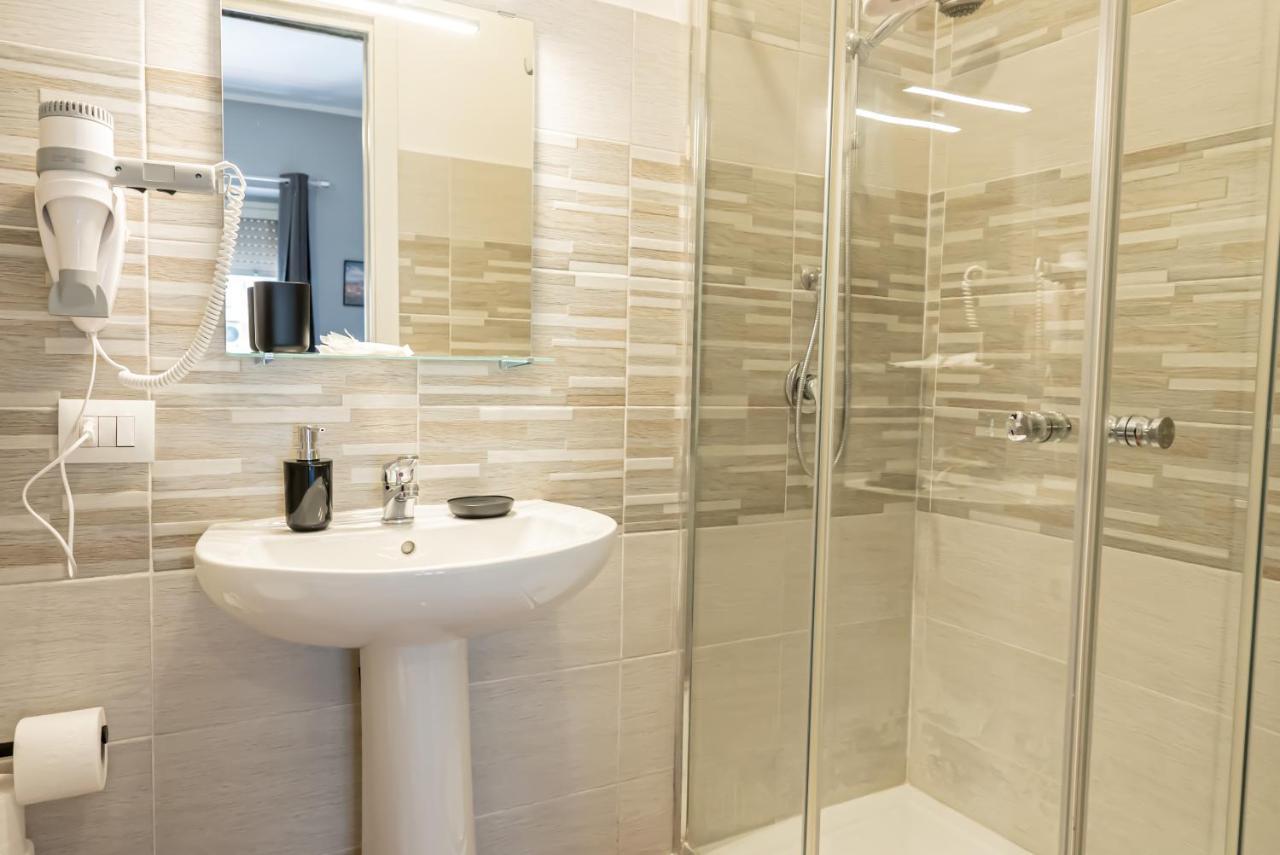 Trastevere Guestrooms โรม ภายนอก รูปภาพ