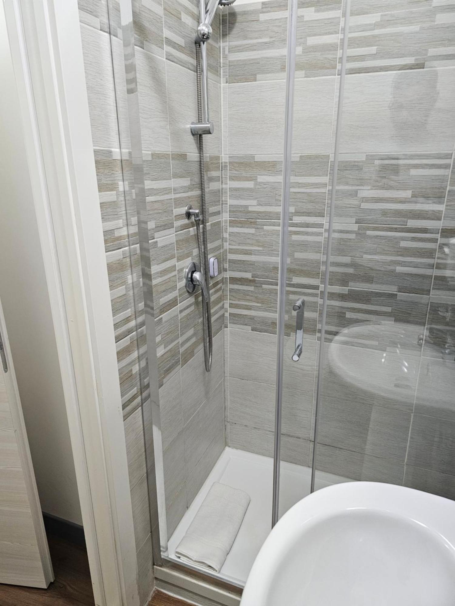 Trastevere Guestrooms โรม ภายนอก รูปภาพ
